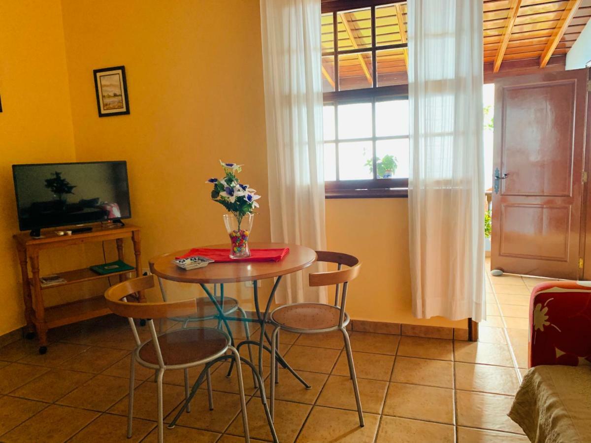 Apartamentos Isla Encantada Puntallana ภายนอก รูปภาพ
